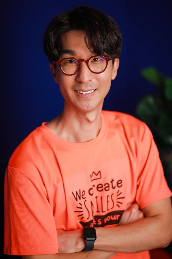 Dr. David Lee